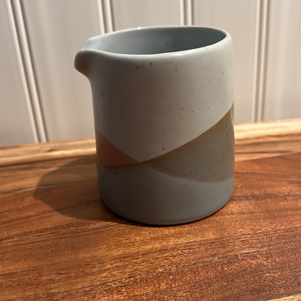 NWT Hearth & Hand with Magnolia Stoneware Creamer Container 2020 Edition